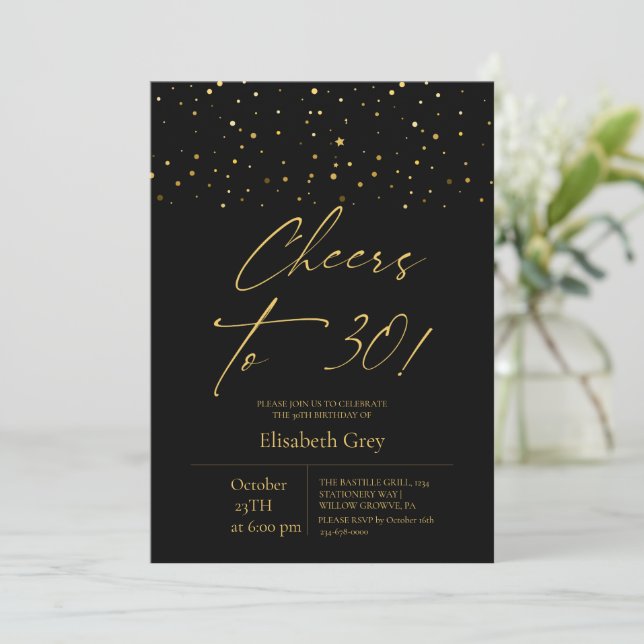 Invitación Cumpleaños 30 dorado negro moderno  (Anverso de pie)