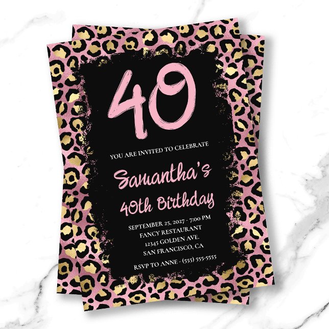 Invitación Cumpleaños 40 dorado y rosa con estampado de leopa (Gold and Pink Leopard Painted Black 40th Birthday Invitation)