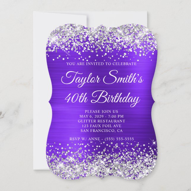 Invitación Cumpleaños 40 Violetas Monograma con Brillo de Pla (Anverso)