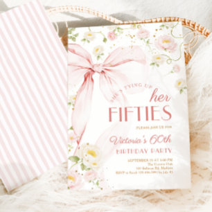 Invitación Cumpleaños 60 con lazo rosa Treinta y tantos