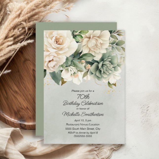 Invitación Cumpleaños 70 Blanco Salvia Verde Floral Oro (White and sage green floral 70th birthday invitation)