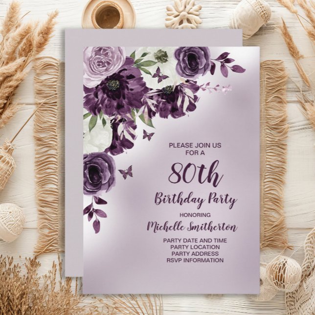 Invitación Cumpleaños 80 Flores Blancas Moradas Mariposas (Purple floral and butterflies 80th birthday party invitation)