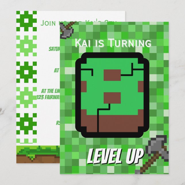 Invitación Cumpleaños 8 Pixelated Gamer Green Level Up (Anverso / Reverso)