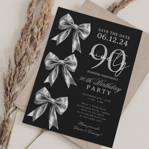 Invitación Cumpleaños 90 Save Date Lazo Coqueto Plateado Negr