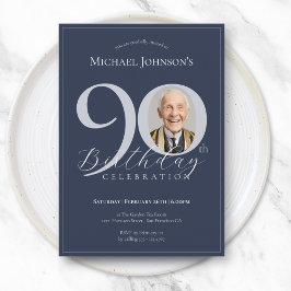 Invitación Cumpleaños 90 Simple y Elegante Azul Marino Plata 