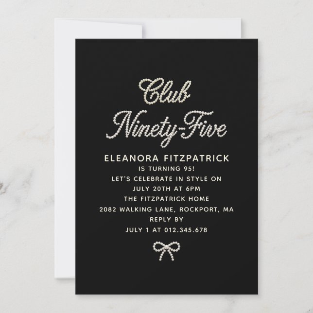 Invitación Cumpleaños 95 negro blanco perla script lazo (Anverso)