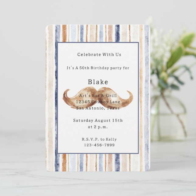 Invitación Cumpleaños Bigote Rayas Marrón Azul Crema (Anverso de pie)