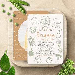 Invitación Cumpleaños con foto de Doodle del mercado de agric
