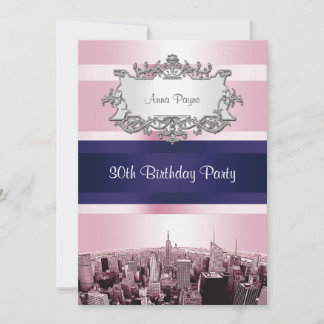 Invitación Cumpleaños con horizonte grabado de la ciudad de N
