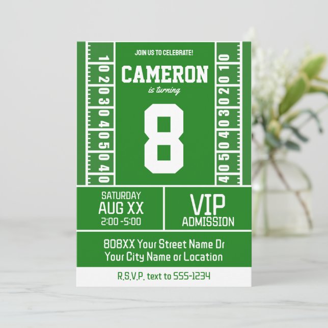 Invitación Cumpleaños con Número de Jersey de Campo de Fútbol (Anverso de pie)