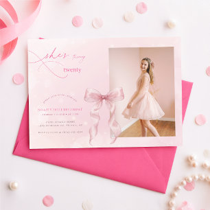 Invitación Cumpleaños de 20 años de la chica con lazo rosa so