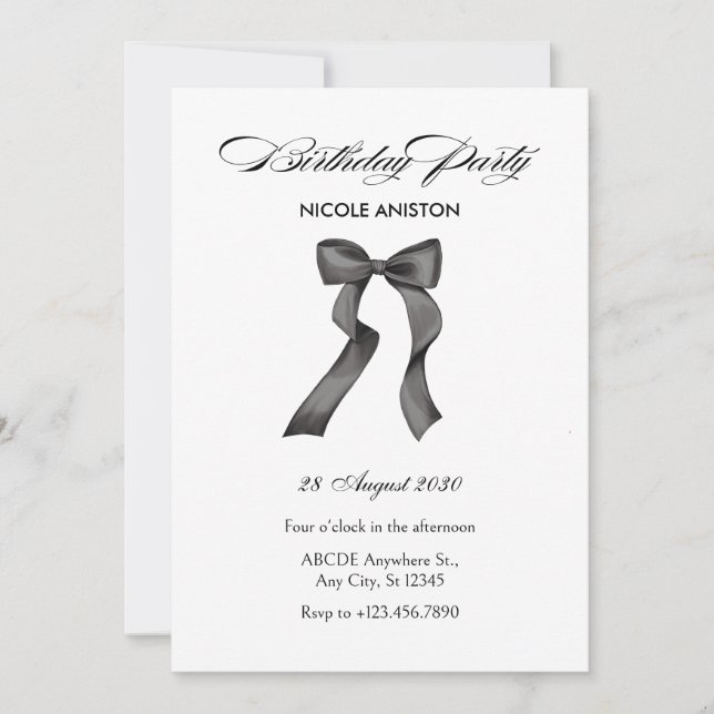 Invitación cumpleaños de arco blanco y negro (Anverso)