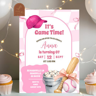Invitación Cumpleaños de béisbol con lazo retro ondulado rosa