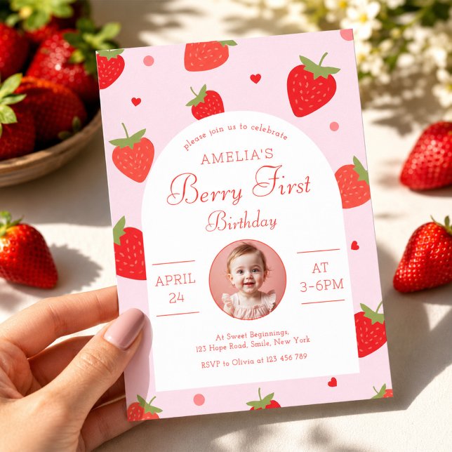 Invitación Cumpleaños de Fresa Dulce Primera Fiesta de Cumple (Subido por el creador)