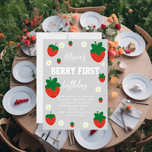 Invitación Cumpleaños de Fresa Primera Cumpleaños (Subido por el creador)