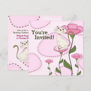 Invitación Cumpleaños de gato blanco lindo y flores rosadas