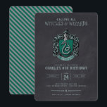 Invitación Cumpleaños de Harry Potter | Slytherin Chalkboard<br><div class="desc">Celebra con astucia y magia usando esta invitación de cumpleaños con temática de Harry Potter con un audaz diseño de Slytherin con fondo de pizarra. Perfecto para los aficionados al Wizarding World,  esta encantadora invitación prepara el escenario para una inolvidable celebración de cumpleaños inspirada en Slytherin.</div>