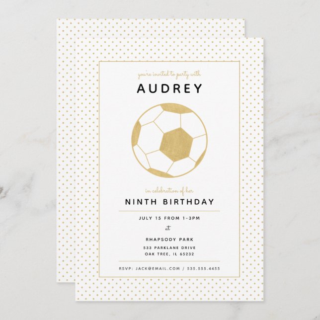 Invitación Cumpleaños de la estrella de fútbol moderna White  (Anverso / Reverso)
