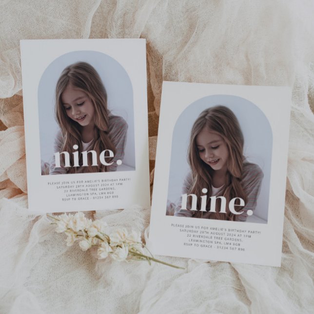 Invitación Cumpleaños de la Foto de Nueve Arcos (Nine Arched Photo First Birthday Invitation)