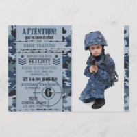 Cumpleaños de los militares del camuflaje del