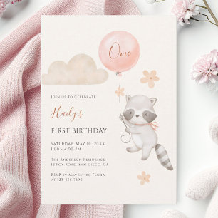 Invitación Cumpleaños de niña con mapache lindo volando en gl