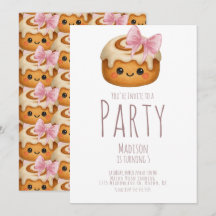 Cumpleaños de niña con rollo de canela lindo