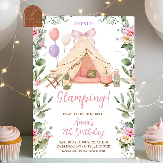 Invitación Cumpleaños de niña coqueta con arco de glamping (Subido por el creador)