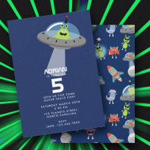 Cumpleaños de niños con monstruo alienígena modern