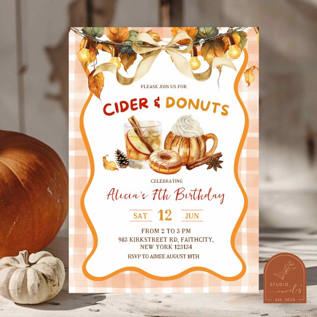 Invitación Cumpleaños de otoño de sidra y donas de cuadros na (Subido por el creador)