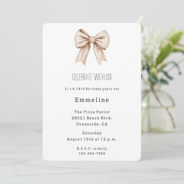 Invitación Cumpleaños de Peach White Bow (Anverso de pie)