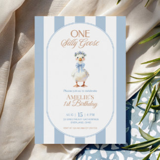 Invitación Cumpleaños de Silly Goose con rayas y lazo azul