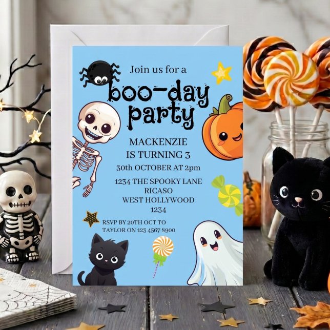 Invitación Cumpleaños de Spooky Boo-Day Fiesta de Halloween (Spooky Boo-Day Birthday Halloween Party Invitation
by Ricaso. Ideal for kids of any age.)