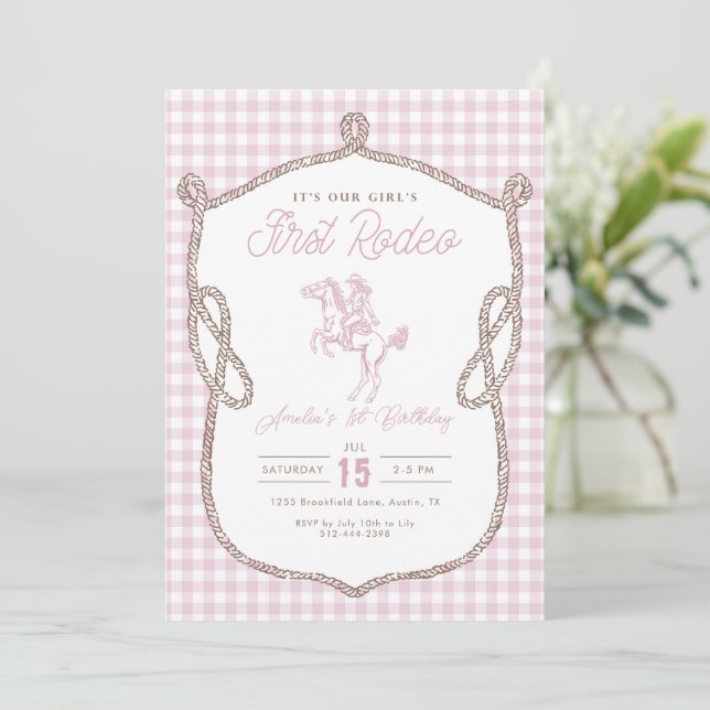 Invitación Cumpleaños de vaquero de primer rodeo de gingham r (Anverso de pie)