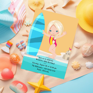 Invitación Cumpleaños de verano de chica rubia en la playa