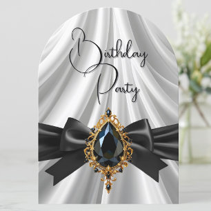 Invitación Cumpleaños Elegante Blanco Dorado Negro Lazo de Jo