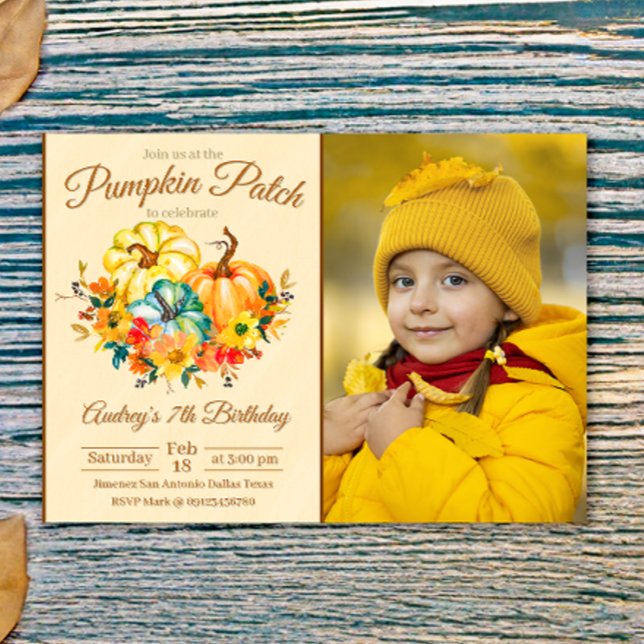 Invitación Cumpleaños en la parcela de calabazas con foto (Pumpkin Patch Birthday with Photo Picture Landscape Invitation)