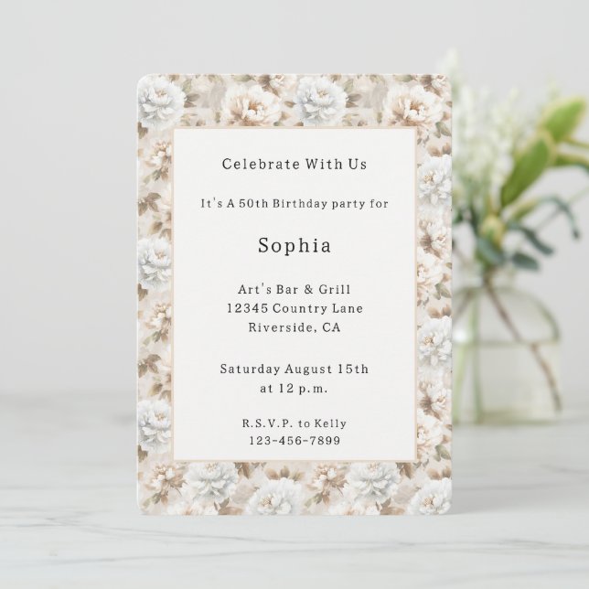 Invitación Cumpleaños Floral Blanco Marrón Bonito (Anverso de pie)