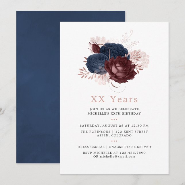 Invitación Cumpleaños floral en azul marino, granate y dorado (Anverso / Reverso)