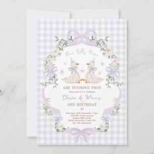 Invitación Cumpleaños gemelas ocas silvestres con lazo púrpur