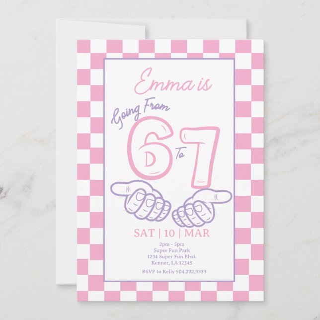 Invitación Cumpleaños niña 6 7 Meme tablero de ajedrez rosa (Anverso)