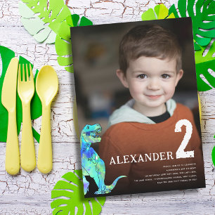 Invitación Cumpleaños número 2 con dinosaurio colorido person
