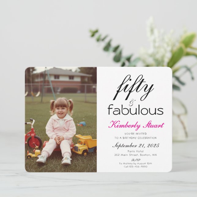 Invitación Cumpleaños número 50: Fifty & Fabulous Photo Scrip (Anverso de pie)
