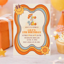 Cumpleaños Retro Groovy 70s Arcoíris Cinco es una