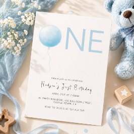 Invitación Cumpleaños simple del niño con globo azul suave