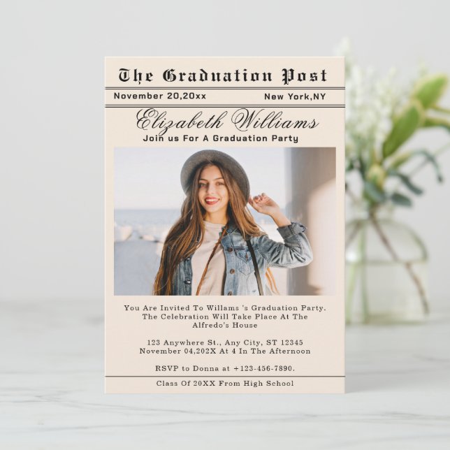 Invitación Custom  Graduation Newspaper Unique Photo (Anverso de pie)