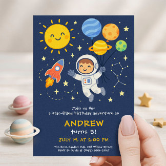 Invitación Cute Astronaut Kids Birthday Card