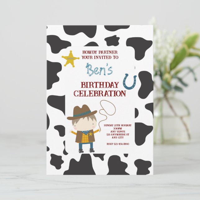 Invitación Cute Cow print Cowboy Birthday (Anverso de pie)