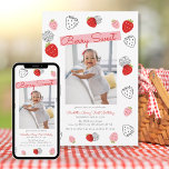 Invitación Cute cualquier año foto Berry Sweet Birthday<br><div class="desc">Esta tierna invitación a cualquier año de cumpleaños incluye una plantilla de fotos con un overlay rojo rosa y berry que dice "berry dulce". El borde tiene fresas rosas y rojas a juego y contornos negros. La parte trasera es una granja de gingham de color rojo acuático.</div>