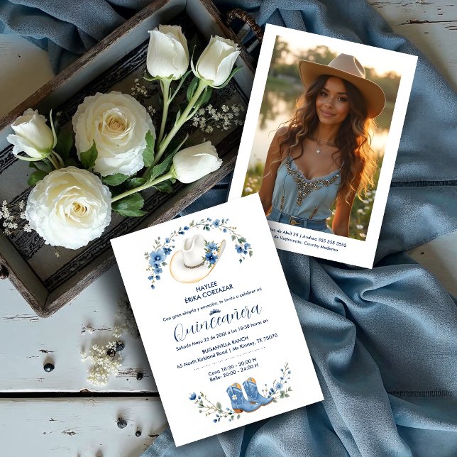 Invitación Cute Elegant Coastal Cowgirl Boots & Hat XVs (Cute Elegant Coastal Cowgirl Boots & Hat Quinceañera Invitation Cards in Spanish in Blue Shades.)