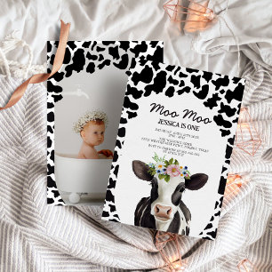 Invitación Cute Floral Vaca moderna Fiesta de cumpleaños 1.ª
